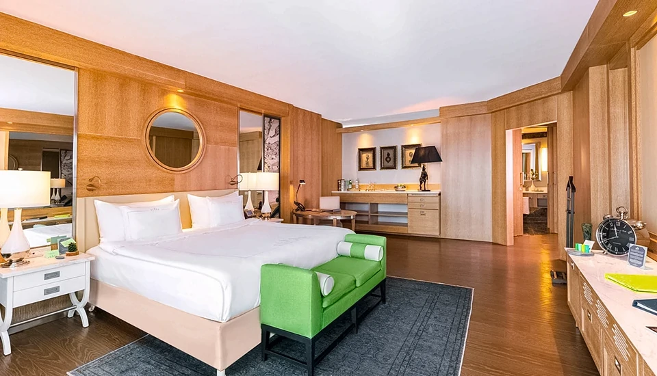 هتل رگنوم کاریا آنتالیا